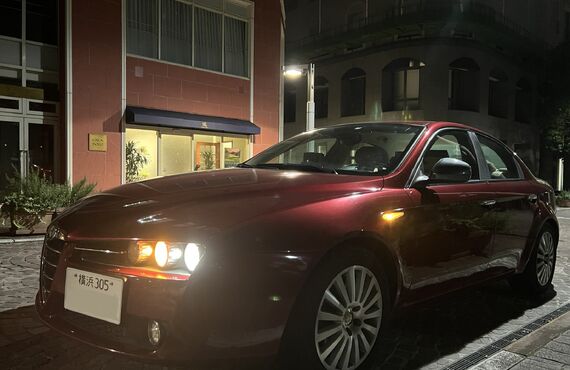 アルファロメオ159でイタリア街へ｜愛車道Love Car Roadは、固形ワックス施工専門店